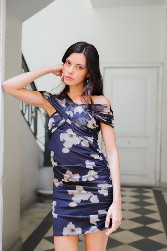 Pre-Venta Vestido Yves Black Flowers (Entrega 01/04)