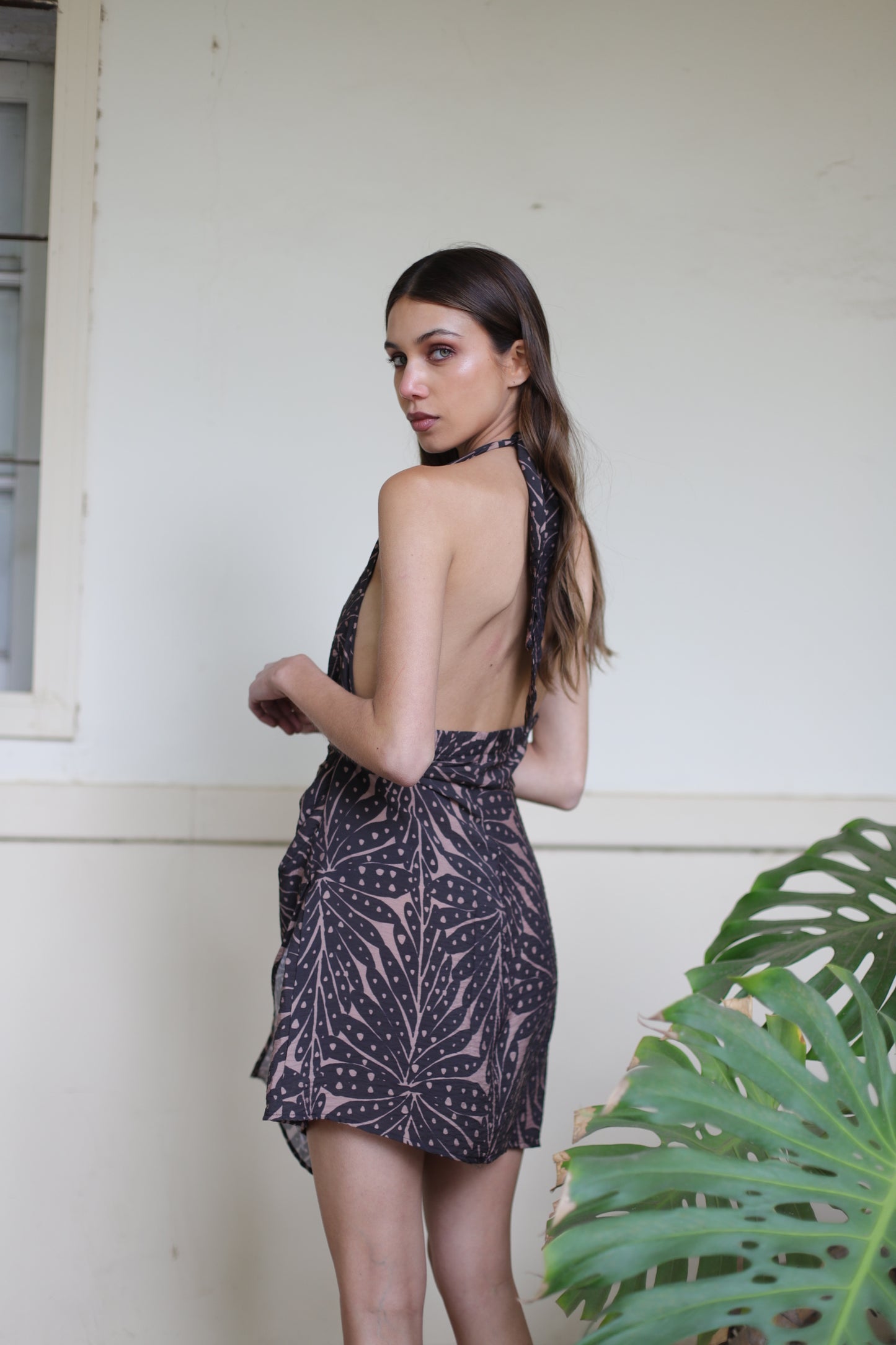 Vestido Maite Black Leaves