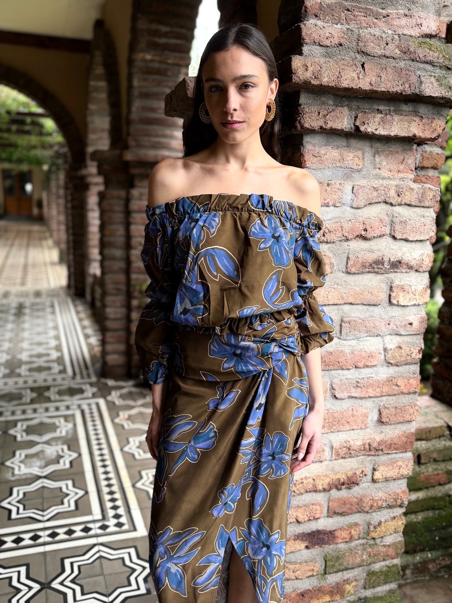 Pollera Cecilia Blue Flowers