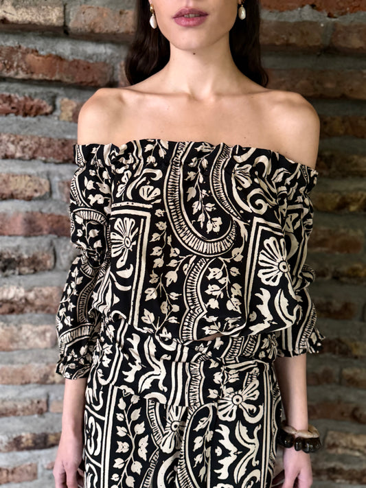 Blusa Carolina Black Paisley