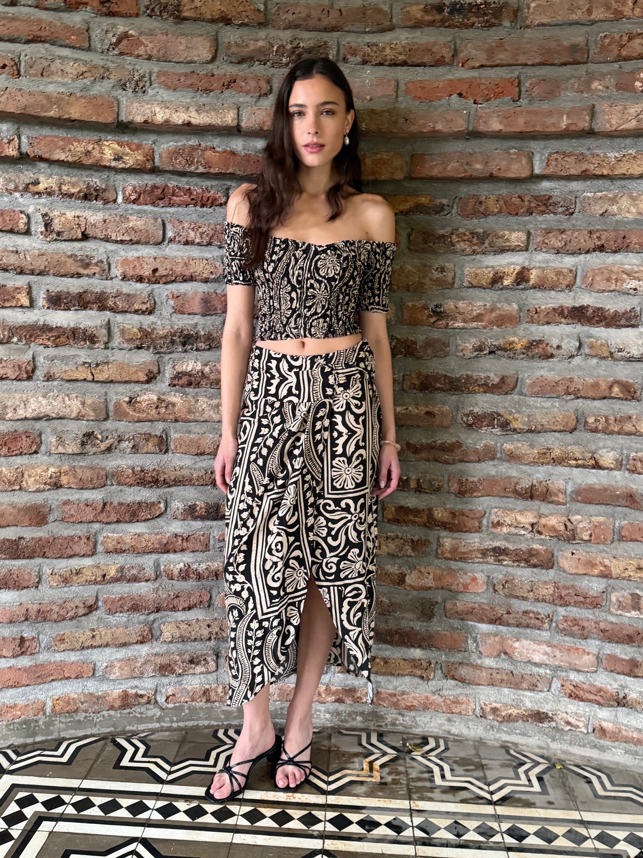 Blusa Cecilia Black Paisley
