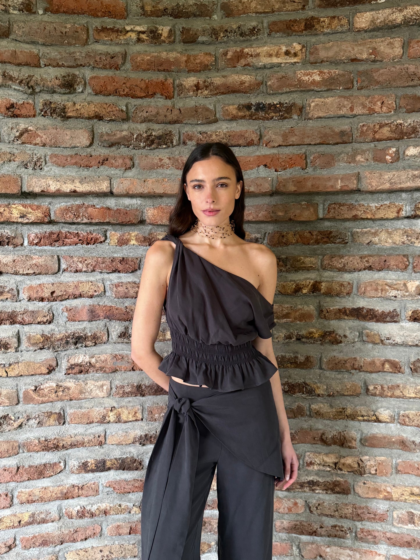 Pre-Venta Blusa Lorenza Grafito  (Entrega 4/11)