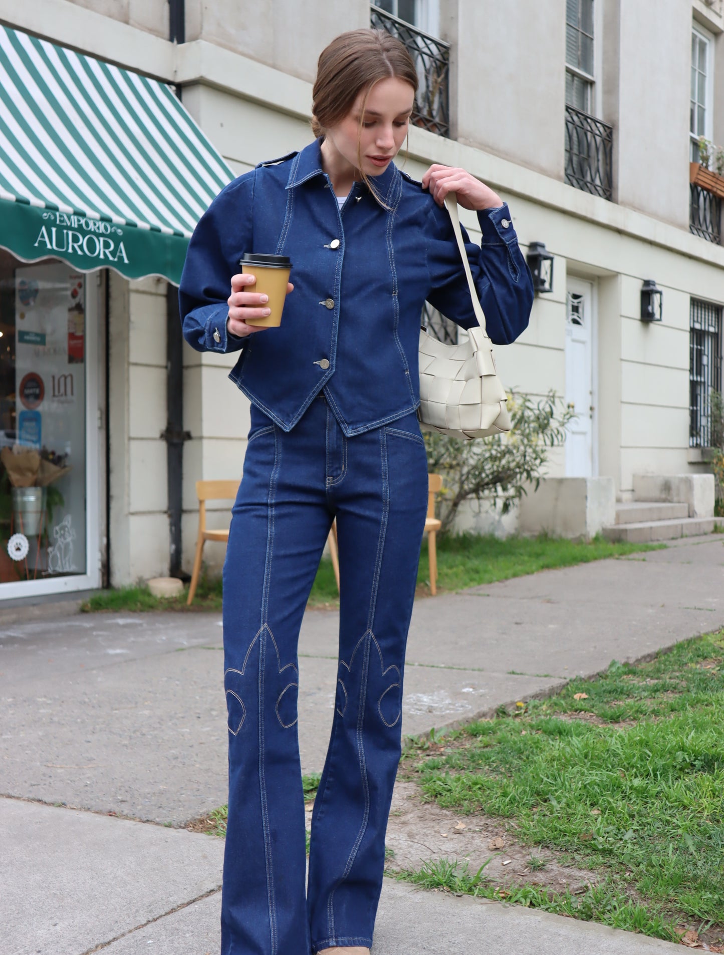 Jean Isabel Indigo